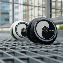 Load image into Gallery viewer, Rapture Yin-Yang 110mm Wheels (Set) - WHITE & BLACK
