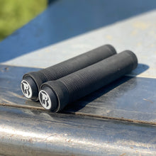 Load image into Gallery viewer, The Rapture RISE Black Grips