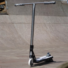 Load image into Gallery viewer, Rapture Custom Scooter Build - (5 Wide with Titanium T-Bars)